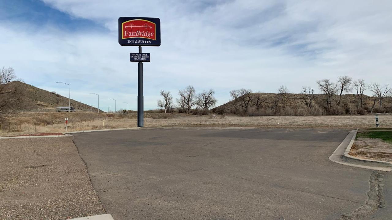 Fairbridge Inn&Suites - Miles City Extérieur photo