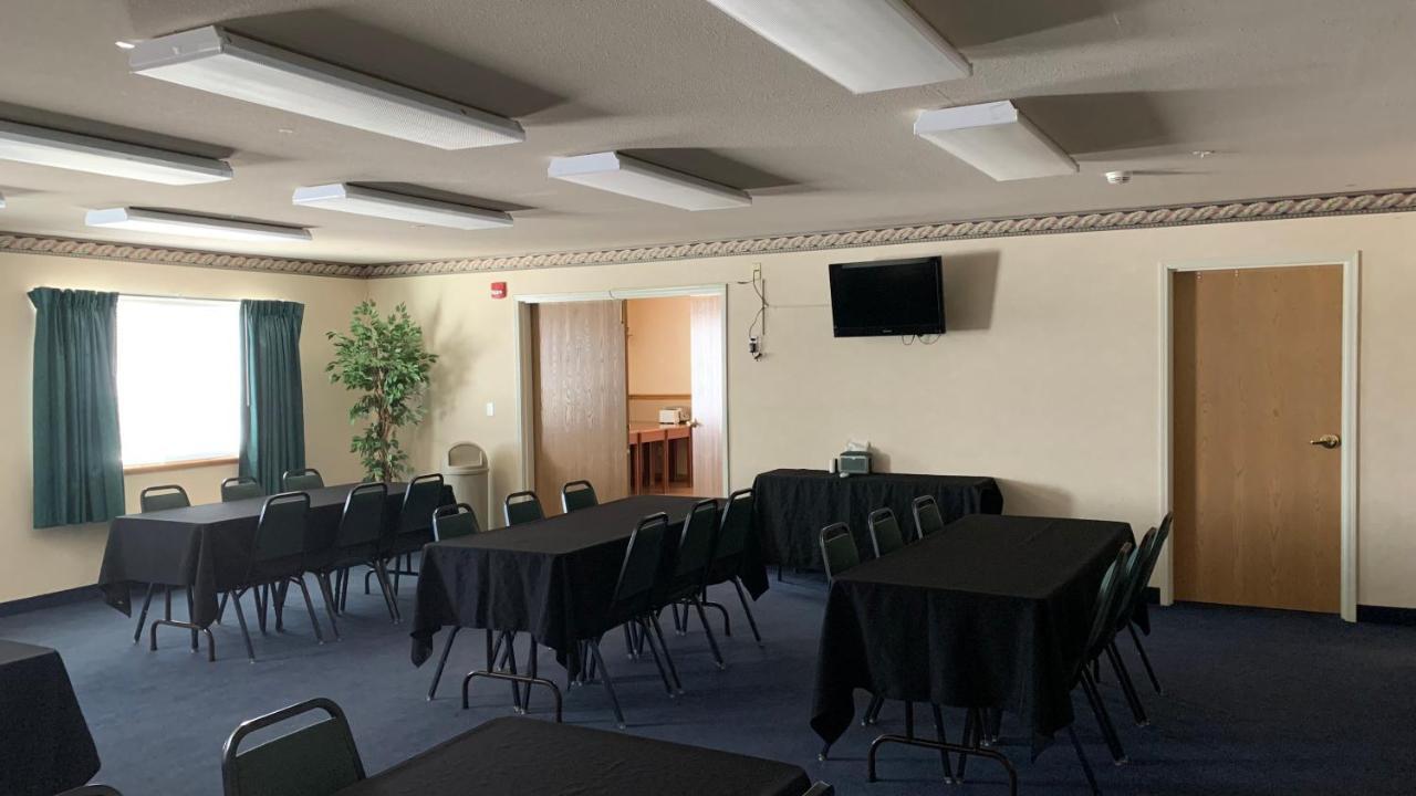 Fairbridge Inn&Suites - Miles City Extérieur photo