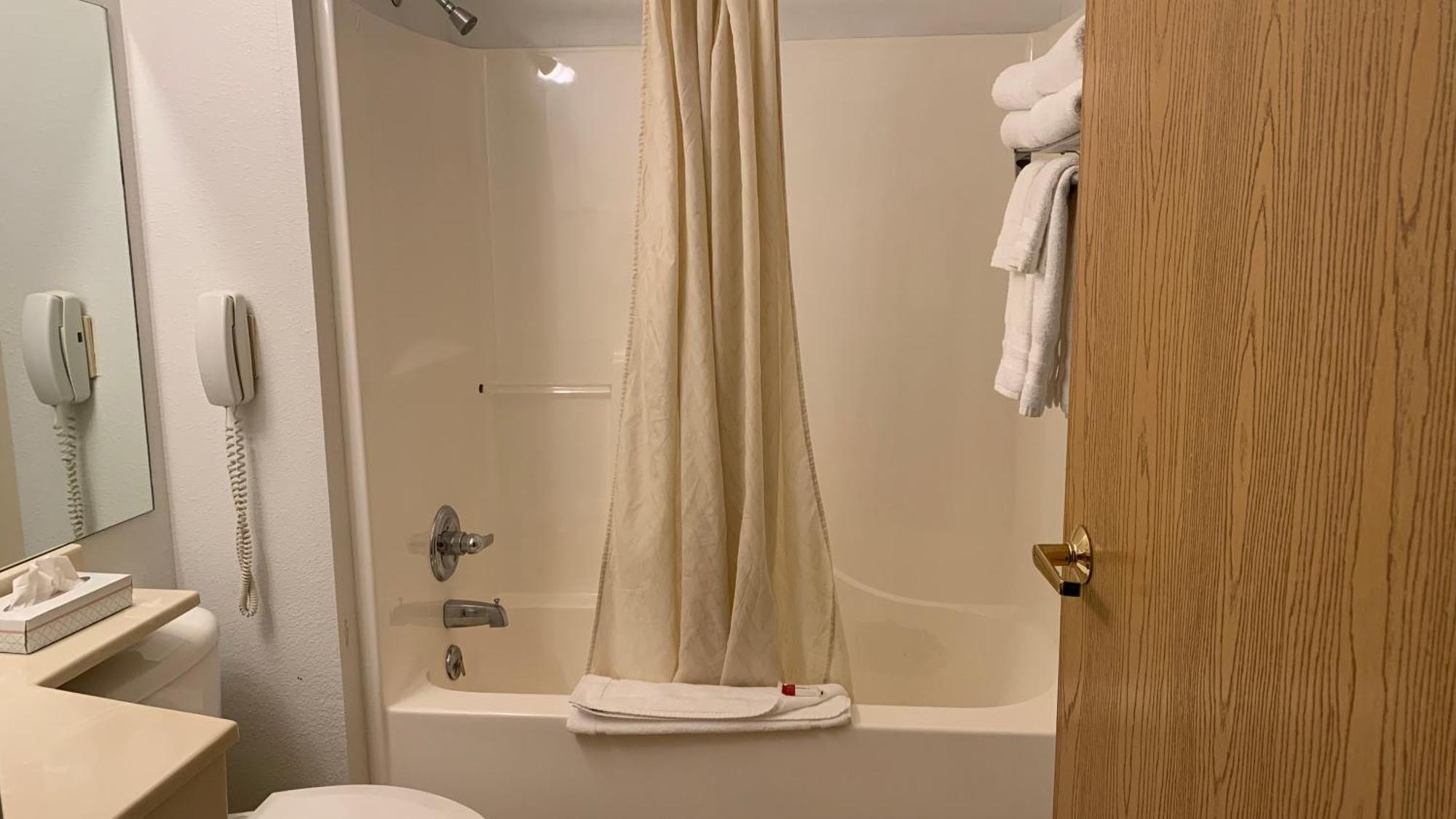 Fairbridge Inn&Suites - Miles City Chambre photo