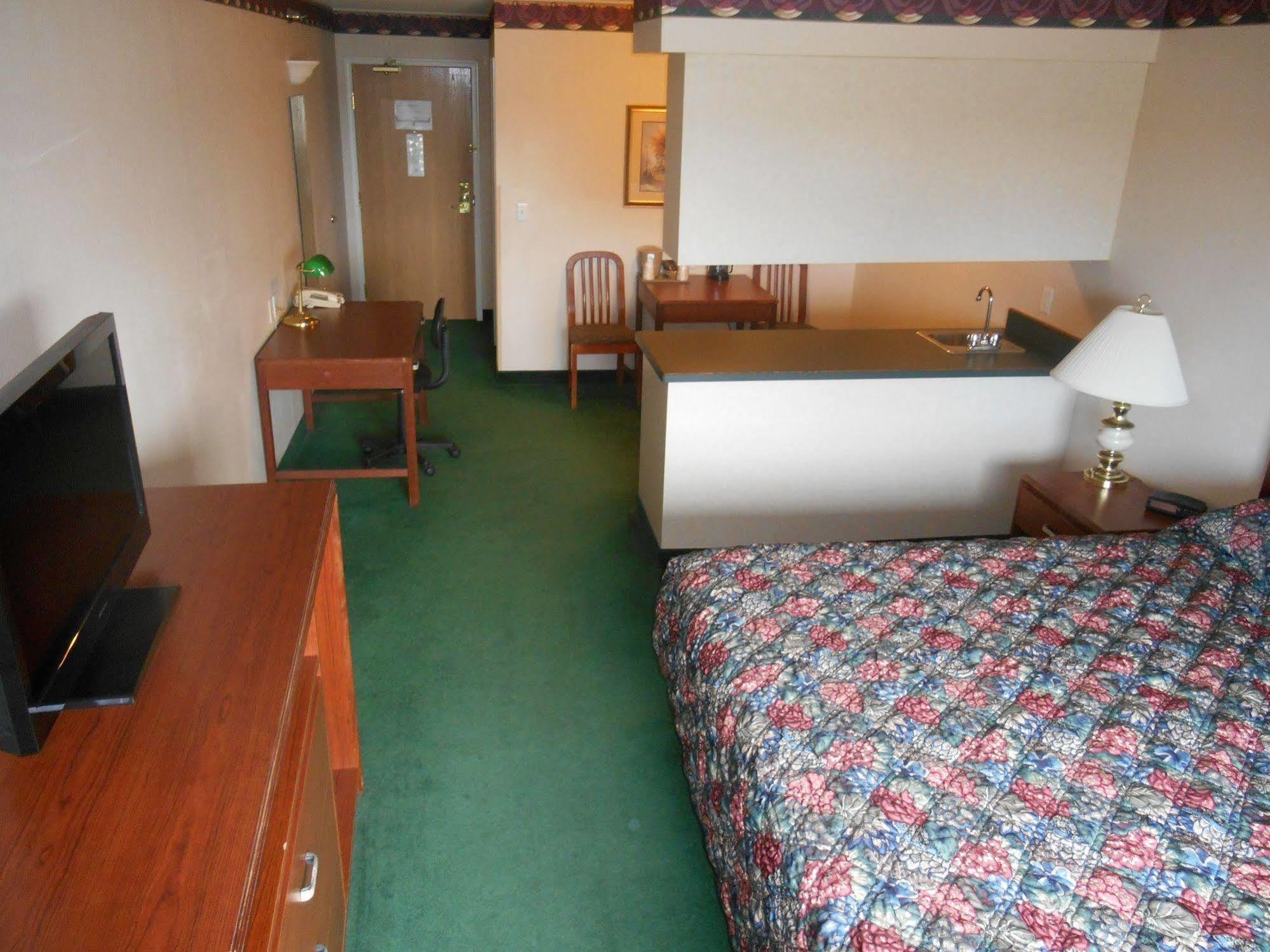 Fairbridge Inn&Suites - Miles City Extérieur photo