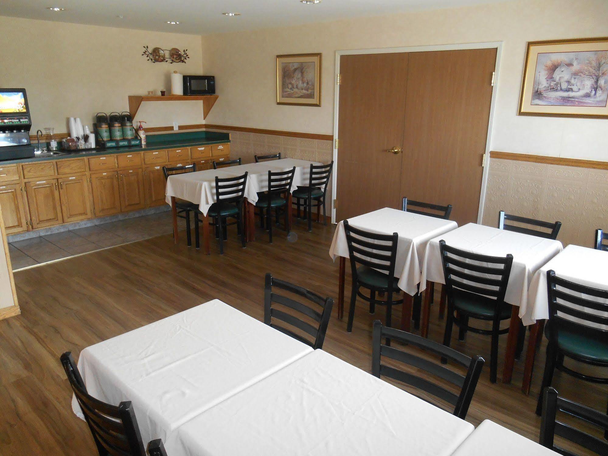Fairbridge Inn&Suites - Miles City Extérieur photo