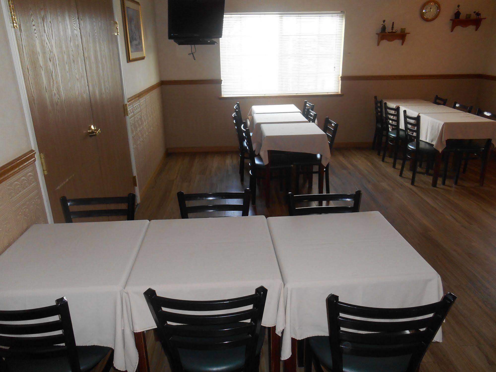 Fairbridge Inn&Suites - Miles City Extérieur photo